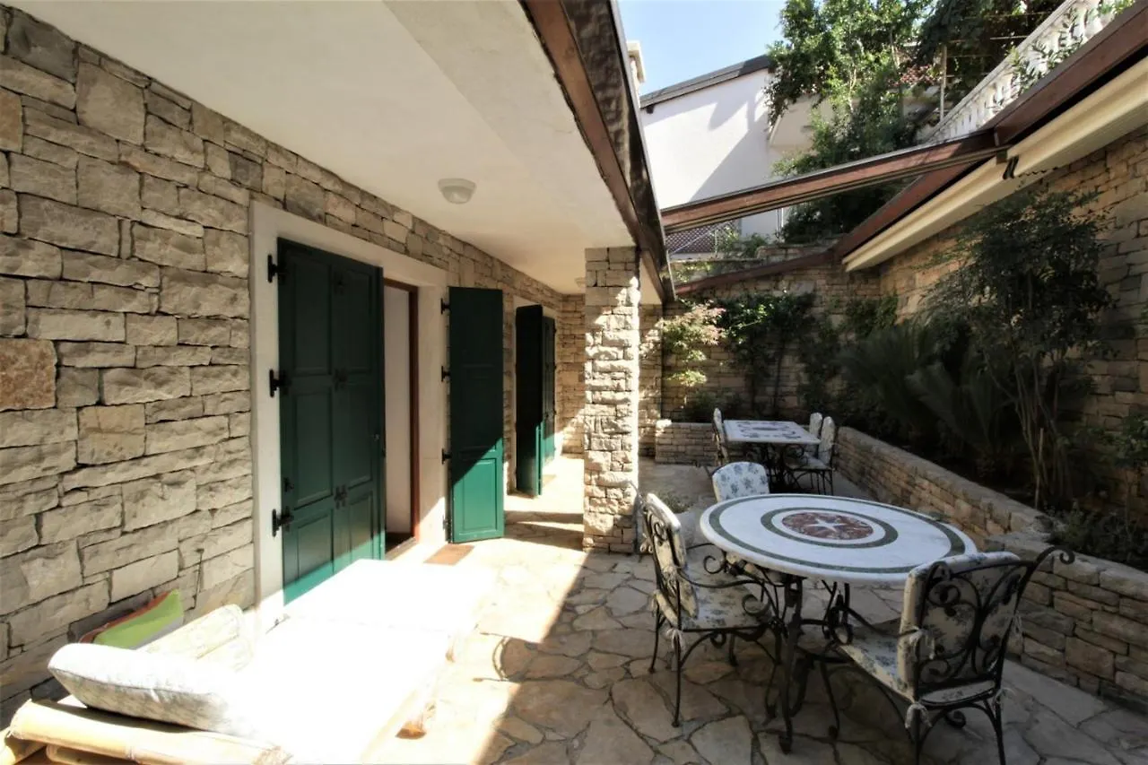 Guest house Villa Istriana Crveni Vrh Croatia