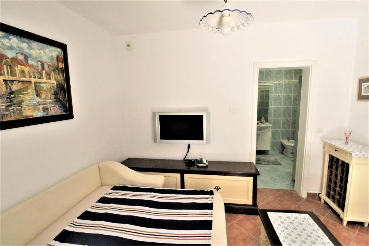Guest house Villa Istriana Crveni Vrh
